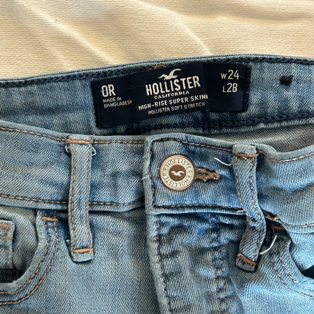 Hollister Jeans